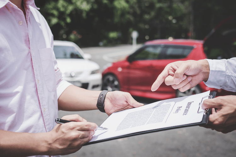 Reclamación del seguro. Tácticas de las compañías de seguros en reclamaciones por accidentes